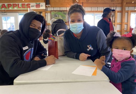 2021 Plant Your Dreams Event at Big Apple Orchard, Mt Vernon, IA. Jenny Townsend & her kids.